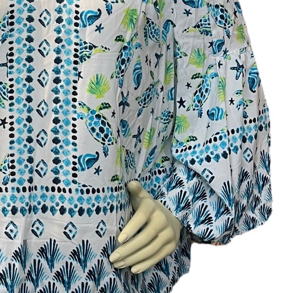 Crown & Ivy Top Size XL - Picture 6 of 9